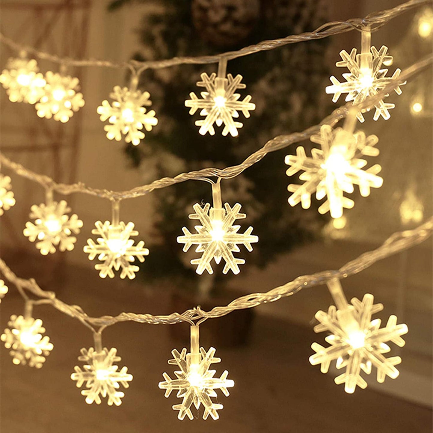 Christmas Decorations Lights, 20 Ft 40 LED Snowflake String Lights Battery Operated Fairy Lights for Bedroom Room Party Home Office Xmas Decor Indoor Outdoor Tree Decorations Warm White